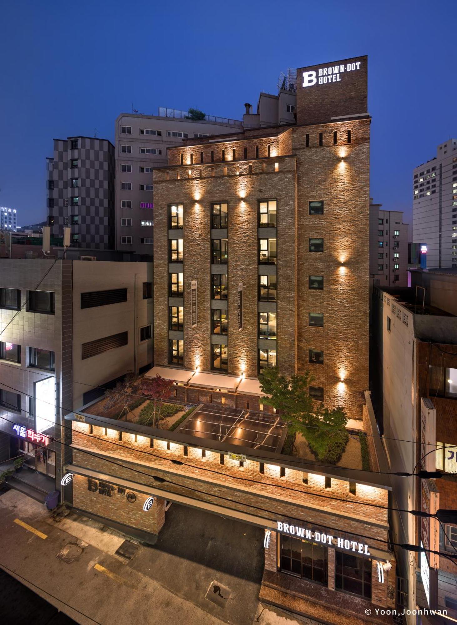 Brown Dot Hotel Seomyeon Busan Exterior foto